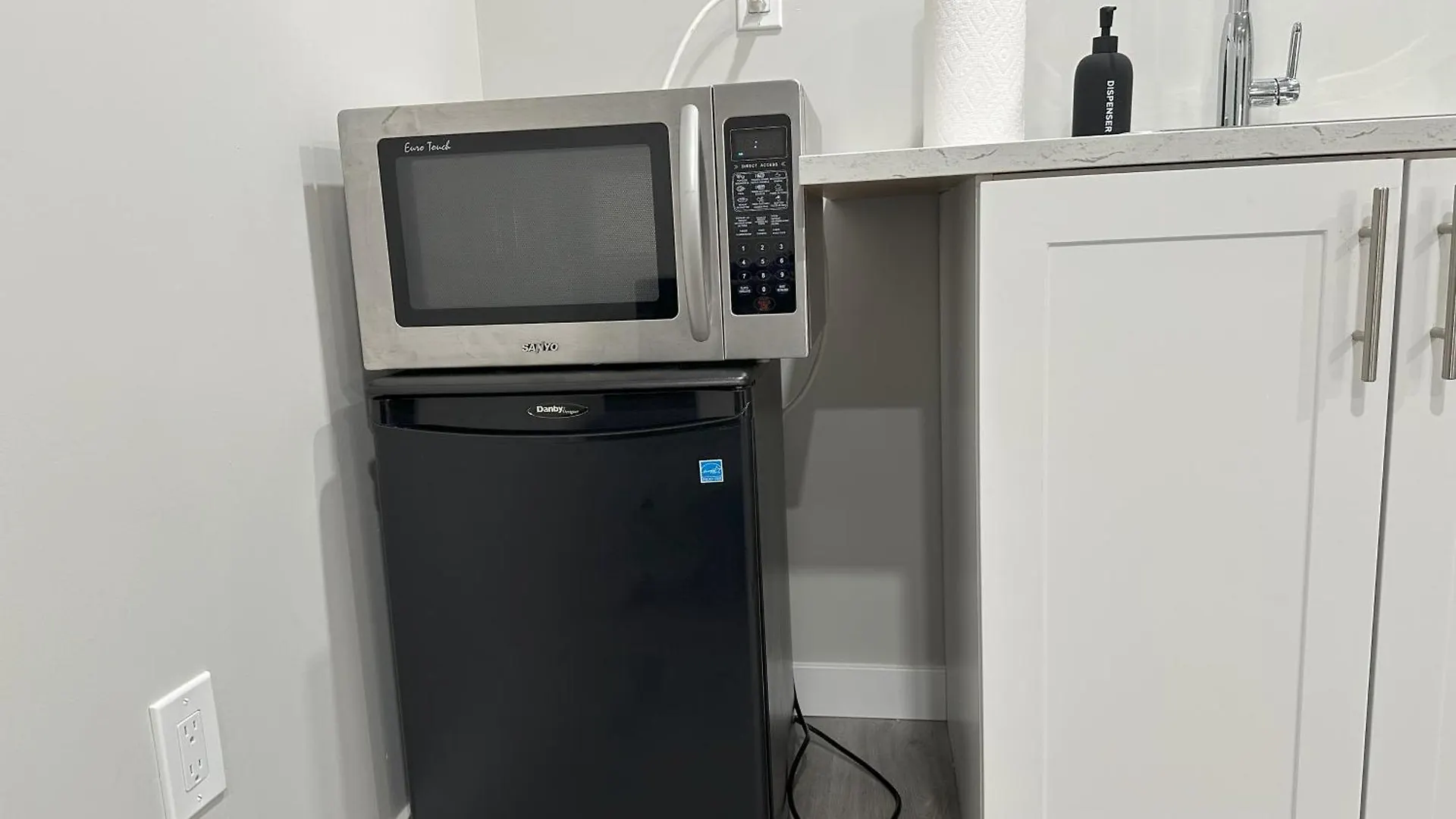 Apartment Luxury-Home Away From Home With Private Entrance Winnipeg Canada